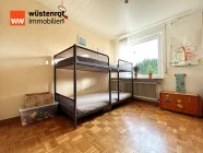 Kinderzimmer - ein heller und schöner Ort zum spielen und groß werden