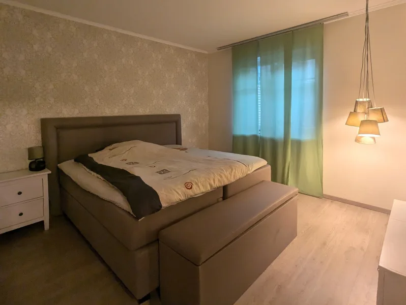 1 Schlafzimmer EG