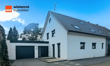 001 - Haus kaufen in Alsdorf / Blumenrath - Modernisiertes Traumhaus mit großzügigem Garten – Energetisch top. Einziehen und Wohlfühlen!