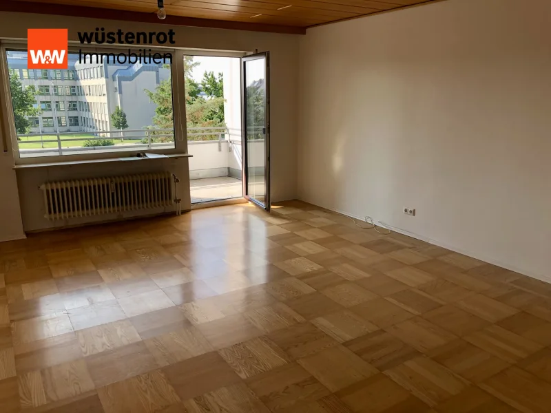 Wohn- und Esszimmer - Wohnung mieten in Bamberg - Zentrumsnahe 3-Zimmer-Wohnung mit Balkon und Tiefgaragenstellplatz