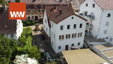 Ansicht Bild 1 - Haus kaufen in Vöhringen - Verwandlungspotenzial: Großzügiges Einfamilienhaus, bereit für neues Leben.