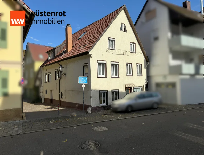 Ansicht - Haus kaufen in Bad Urach - Jetzt den Wunsch vom eigenen Haus realisieren