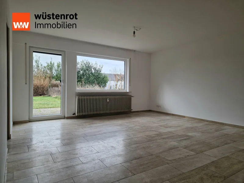 Sofa mit Blick ins Grüne  - Wohnung mieten in Rottenburg am Neckar / Wurmlingen - Mieten Sie sich diese Oase der Ruhe!