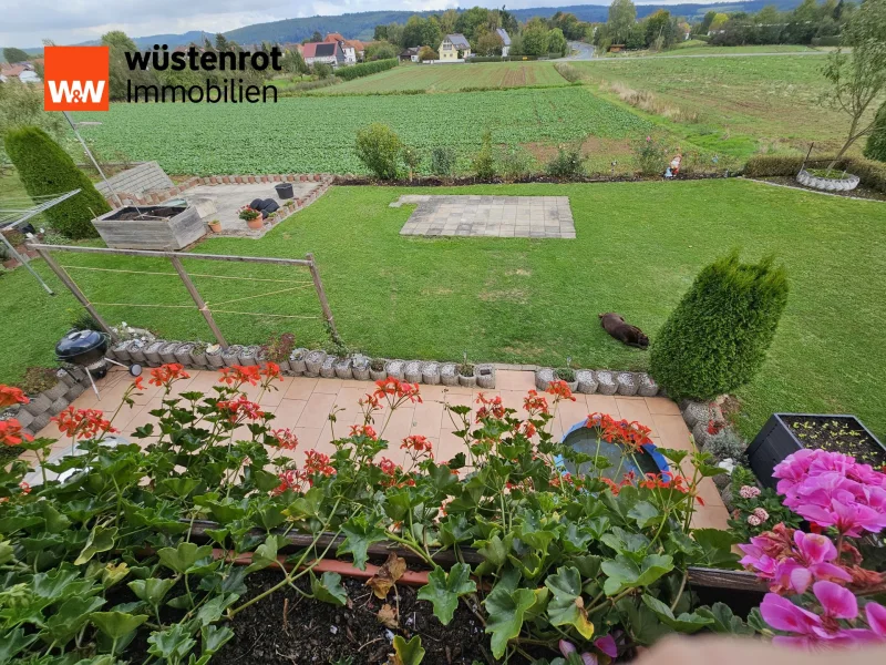 Ausblick EG auf Garten