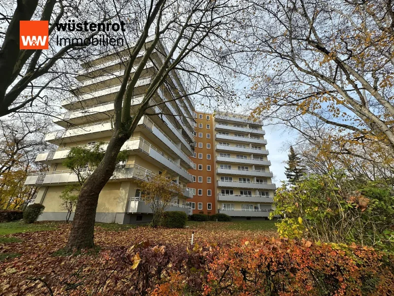 Außenbereich - Wohnung kaufen in Hofheim am Taunus / Marxheim - Modernisierte, gemütliche 2-Zi-Wohnung Skyline Blick