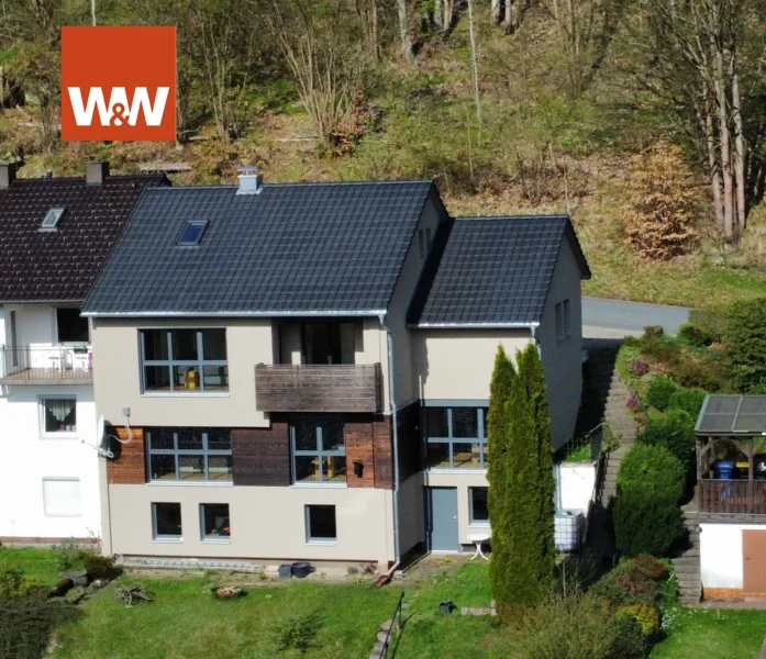 Ansicht von Osten2 - Haus kaufen in Warmensteinach - Moderne Eleganz im energetisch optimierten Zuhause in der Ferienregion Fichtelgebirge