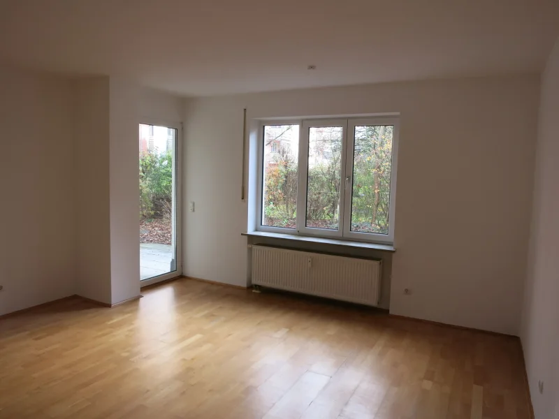 Wohnen - Wohnung mieten in Straubing - ***Ruhige 2-Zimmer-Erdgeschoßwohnung in Toplage mit TG-Stellplatz zur Miete in Straubing!***