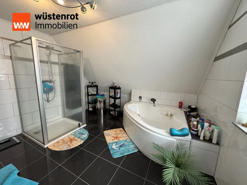 Badezimmer DG