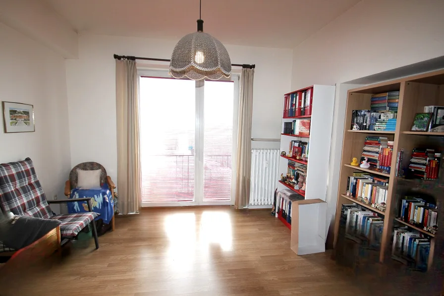 2. Kinderzimmer/ Büro