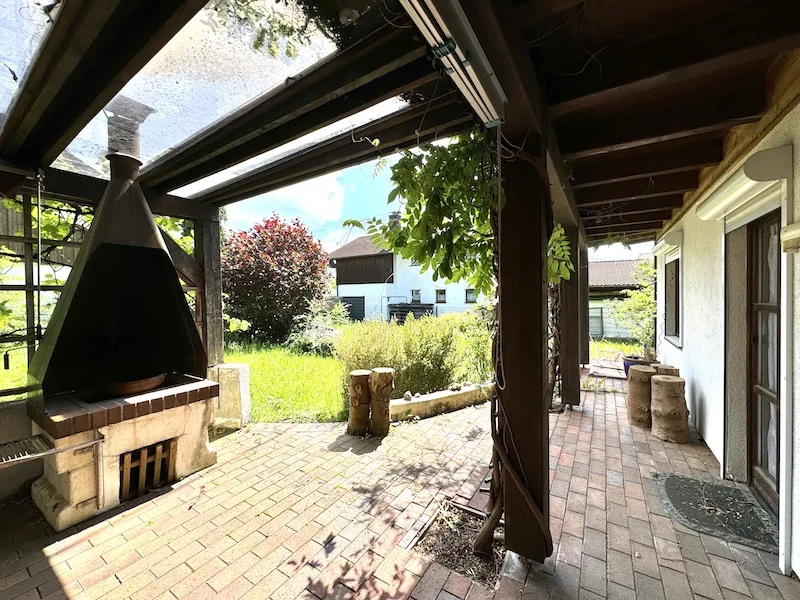 Terrasse und Grillplatz - Haus kaufen in Hohenpeißenberg / Hetten - Großes Traumhaus mit großen Garten und schöner Lage