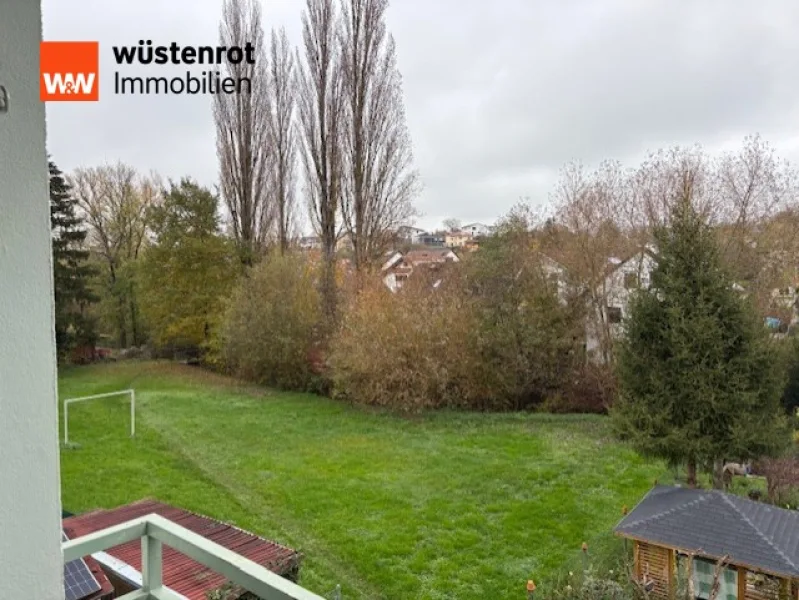 Aussicht Balkon - Wohnung kaufen in Knittlingen - 3 Zimmer Wohnung in Knittlingen sucht neuen Eigentümer