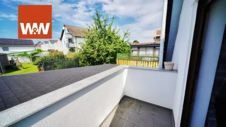 Balkon - Haus kaufen in Gärtringen - Hübsch saniertes, freistehendes Häuschen für Junge Familien, Paare und Singles.