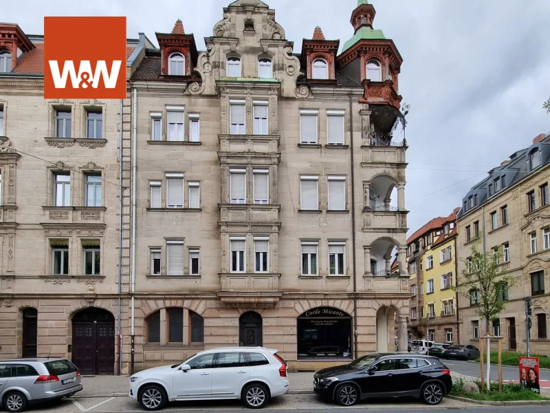 Hausansicht - Wohnung kaufen in Fürth - Vermietete 3-Zimmer-Wohnung in charmantem Altbau nahe dem Stadtpark