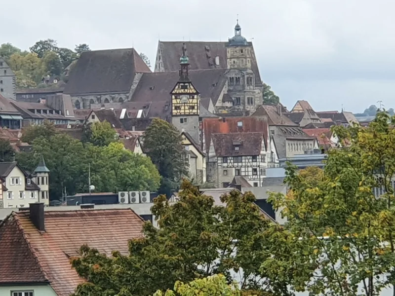 20201017_143500-1 - Wohnung mieten in Schwäbisch Hall - Schwäbisch Hall- moderner Hochsitz mit loftigen 2- Zimmer samt Studio und Weitblick zur Altstadt.