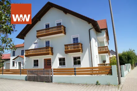 Außenansicht - Haus kaufen in Denkendorf / Bitz - Große DHH mit viel Platz für die Familie!