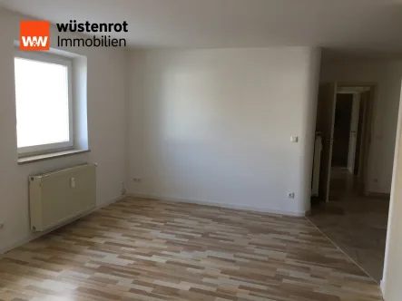 Wohnzimmer - Wohnung kaufen in Scheyern / Euernbach - Gut geschnittene, helle 3-Zi.-Wohnung