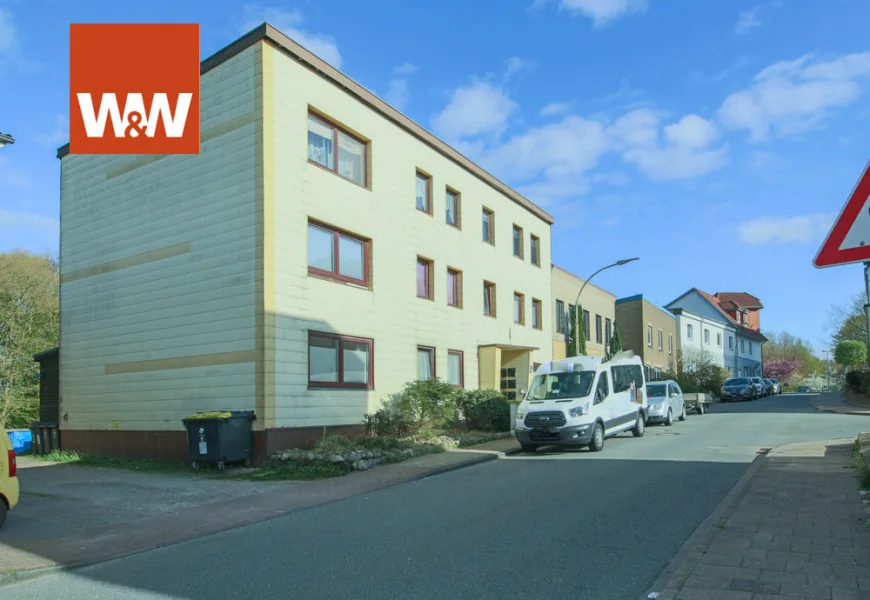 Hausansicht - Haus kaufen in Harrislee - Preisreduziert: Mehrfamilienhaus mit sechs Wohneinheiten in Harrislee zu verkaufen!
