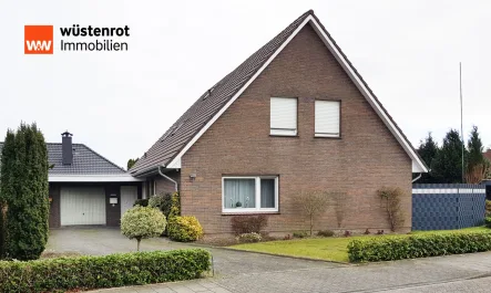 019-1-Foto-Vorderansicht  - Haus kaufen in Leer (Ostfriesland) - Großes Einfamilienhaus ca.170m² Wohnfl.  mit 5 Schlafzimmer auf 488m² Grund in Leer. (Ostfriesland)