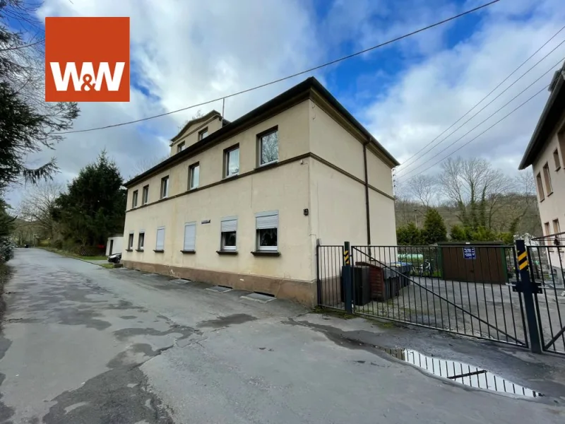  - Haus kaufen in Iserlohn / Letmathe - Voll vermietetes Mehrfamilienhaus mit 3 Garagen in zentrumsnaher Lage von Letmathe