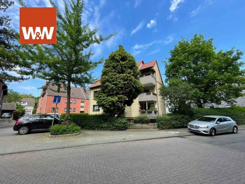  - Haus kaufen in Mülheim an der Ruhr / Styrum - Mülheim-Styrum: Voll vermietetes Dreifamilienhaus, je 3-Zimmer-Wohnungen mit Balkon