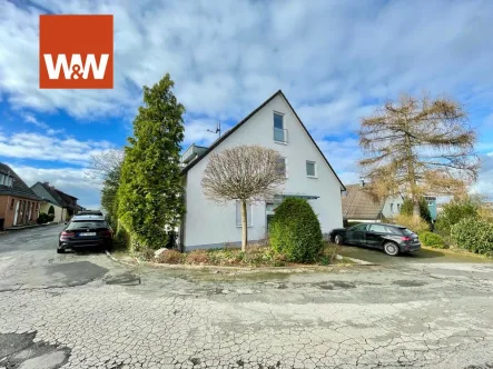  - Wohnung mieten in Hattingen / Blankenstein - Blankenstein! Gepflegte, moderne Maisonette-Wohnung mit Süd-Balkon, neuem Bad, teilmöbliert