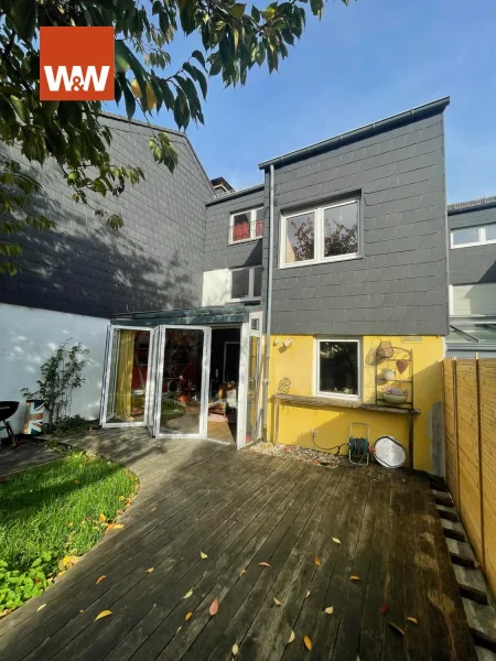  - Haus kaufen in Iserlohn - IS-Gerlingsen -  Tolles RMH in direkter Waldranglage mit Garage u. Wintergarten, EBK möglich