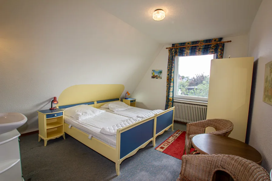 Schlafzimmer OG