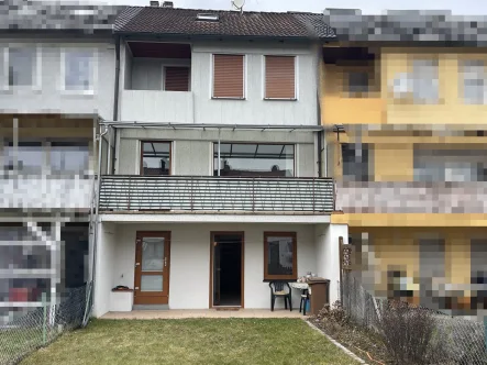  - Haus kaufen in Lauf an der Pegnitz - Reihenmittelhaus in Lauf an der Pegnitz!