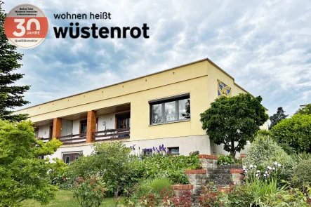 Ansicht - Haus kaufen in Altentreptow - GROSSZÜGIGES WOHNEN AUF EINER EBENE MIT ÜBERDACHTEM BALKON + AUSGEBAUTEM UNTERGESCHOSS + TIEFGARAGE