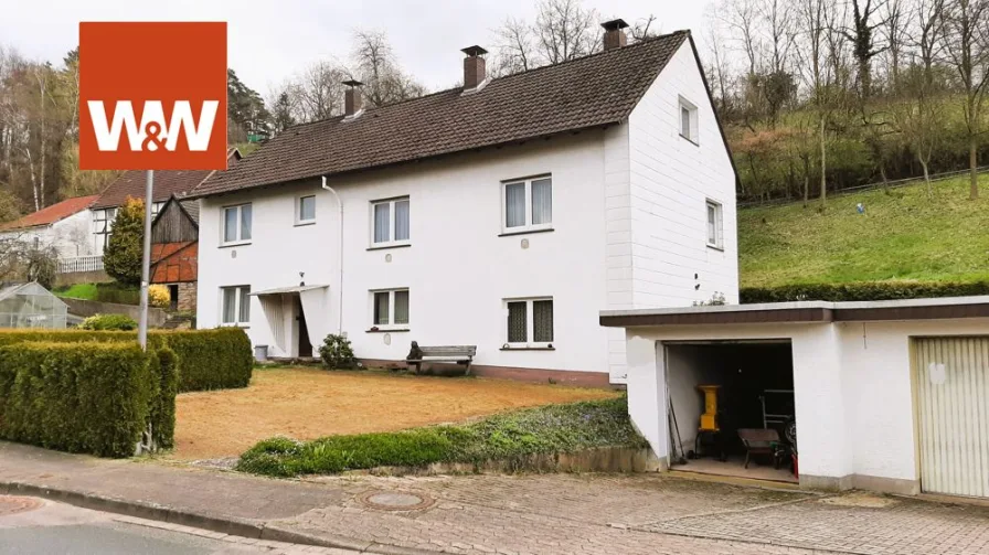 12 - Haus kaufen in Lügde - Neuer Preis, Haus mit viel Wohnfläche und Grund !