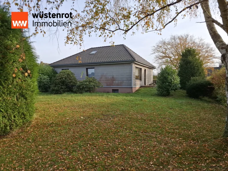 Garten - Haus kaufen in Springe / Lüdersen - 360° Tour. Video. * Abrissobjekt. Großes Grundstück. In Lüdersen.