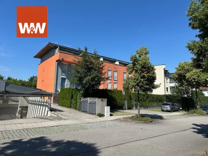 Hausansicht 1 - Wohnung kaufen in Rosenheim - Modern, selten, individuell! 3-Zi.-Maisonette-Wohnung mit Aufzug! Rosenheim-Süd