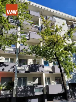 Wohnhaus - Wohnung kaufen in Berlin - *schöne gemütliche kleine Wohnung Im Herzen von Wilmersdorf inkl. Garage*