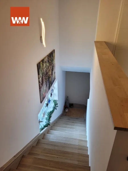 Treppe von OG in EG