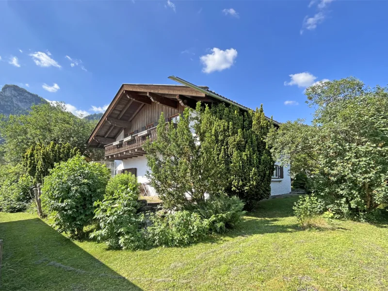  - Haus kaufen in Oberammergau - Einfamilienhaus - vermietet - in ruhiger Bestlage