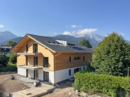  - Wohnung kaufen in Garmisch-Partenkirchen - Exklusive Neubauwohnungen im Landhausstil - Haus A - Erdgeschoß Mitte