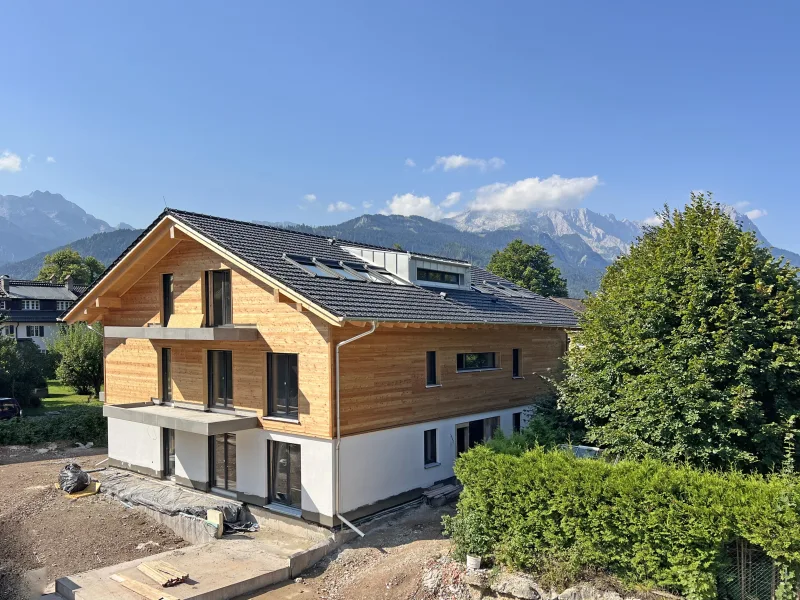  - Wohnung kaufen in Garmisch-Partenkirchen - Exklusive Neubauwohnungen im Landhausstil - Haus C - Dachgeschoß rechts