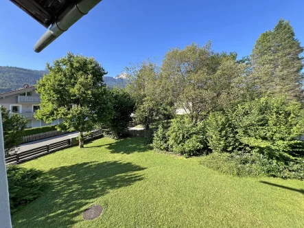 Blick vom Balkon - Wohnung kaufen in Garmisch-Partenkirchen - Eigentumswohnung in ruhiger Panorama-Lage