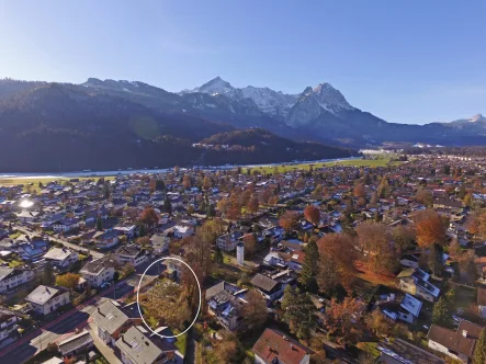 Baugrundstück - Grundstück kaufen in Garmisch-Partenkirchen - Sonniges, großes, zentral gelegenes Baugrundstück mit guter Bebaubarkeit