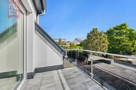 Balkon - Wohnung kaufen in Leinfelden-Echterdingen - NEUBAU: Bezugsfertige und hochwertige 5-Zimmer-Wohnung mit Balkon, inklusive Stellplatz