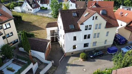 Drohnenbild - Haus kaufen in Stuttgart - Mehrfamilienhaus in Stuttgart-Feuerbach mit viel Potenzial