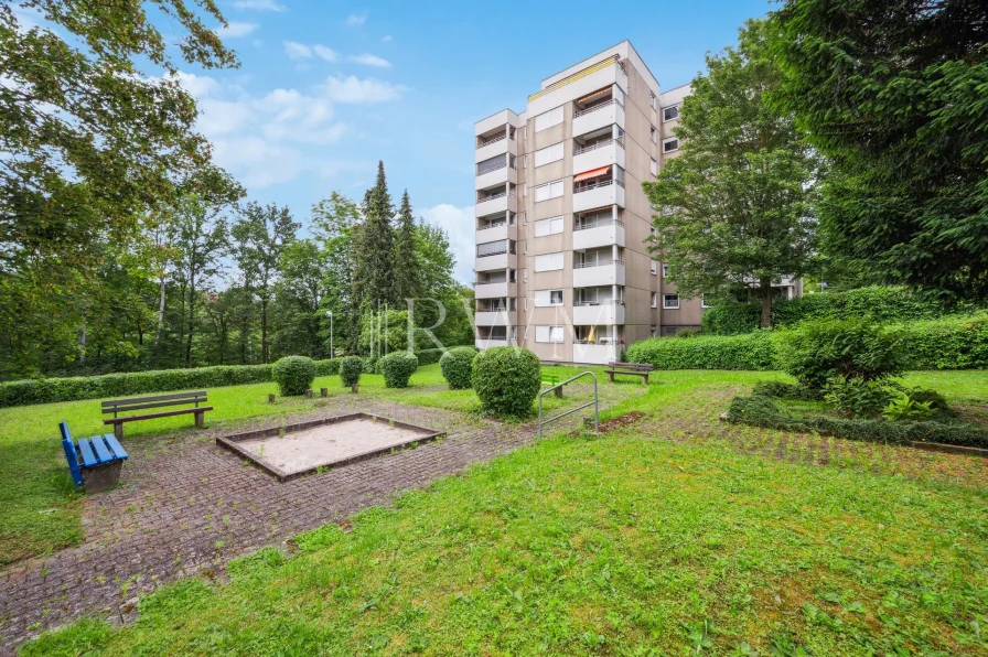 Außenansicht_2 - Wohnung kaufen in Waiblingen - Familienfreundliche 3-Zimmer-Eigentumswohnung mit Balkon und Tiefgaragenstellplatz