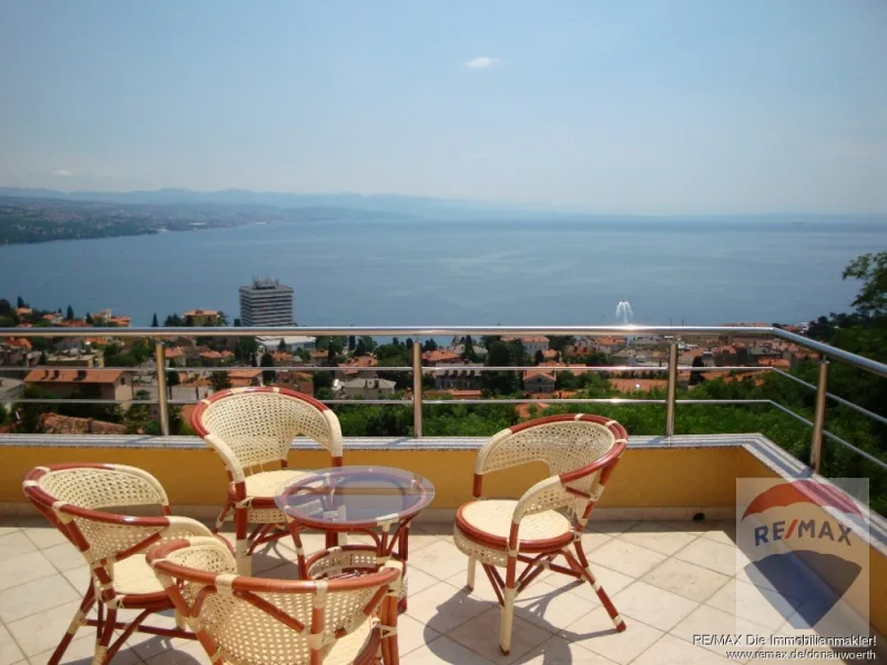  - Wohnung kaufen in Opatija - GELEGENHEIT! MAISONETTE MIT GARTEN UND MEERBLICK