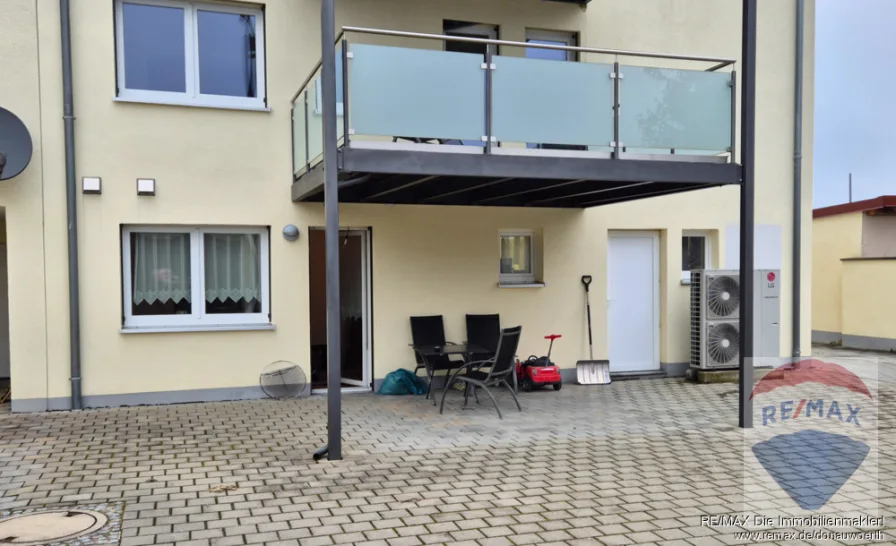 Terrasse - Wohnung kaufen in Adelschlag / Möckenlohe - Niedrigenergie Eigentumswohnung in ruhiger Lage