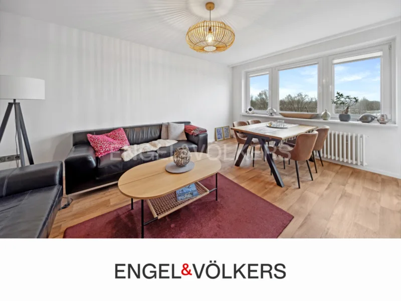 Wohnzimmer - Wohnung kaufen in Hamburg - Über den Dächern Hamburgs