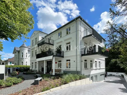 Titelbild - Wohnung mieten in Hamburg - Traumhafte Wohnung mit Blick auf den Schlosspark