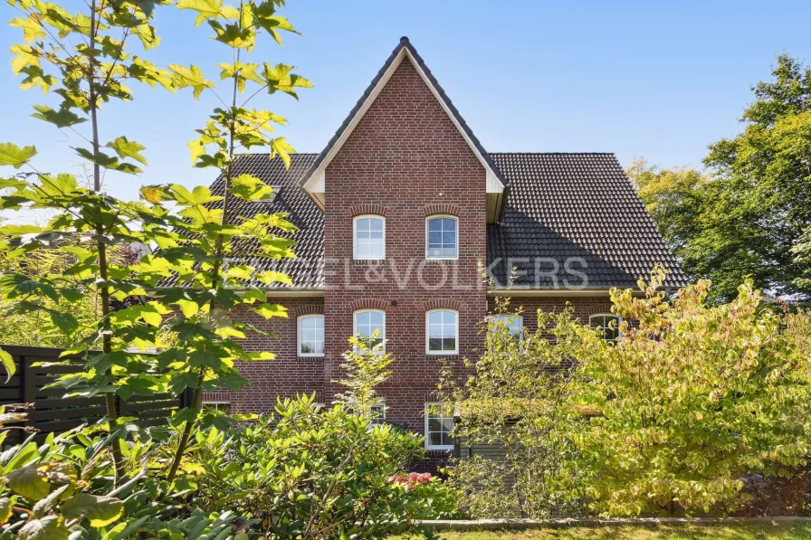 Rückansicht - Haus kaufen in Lütjensee - Hochwertige und großzügige DHH im Herzen von Lütjensee!