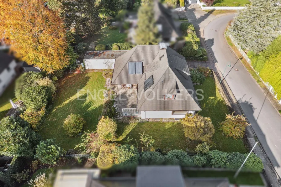 Erlenring Drohenfotos  - Haus kaufen in Großhansdorf - Einfamilienhaus mit Potential in guter Lage sucht Neuanfang