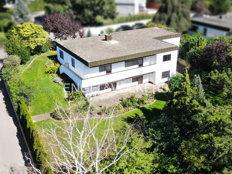 Drohnenansicht - Haus kaufen in Zeitlarn - Exklusiv! Großzügiges EFH am Zeitlberg