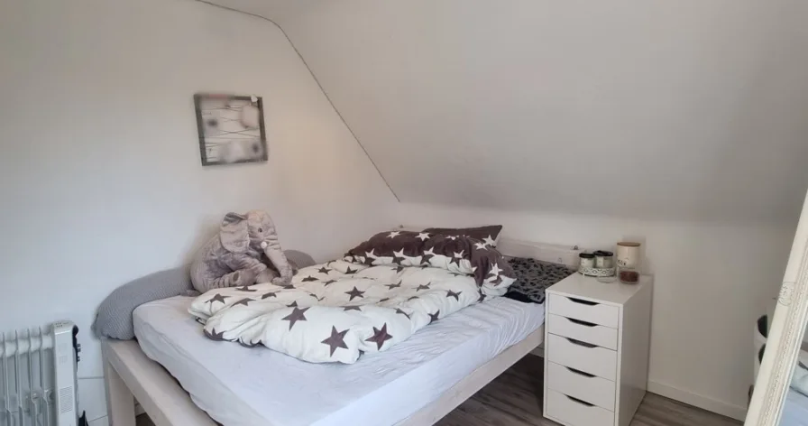 Schlafzimmer (2)